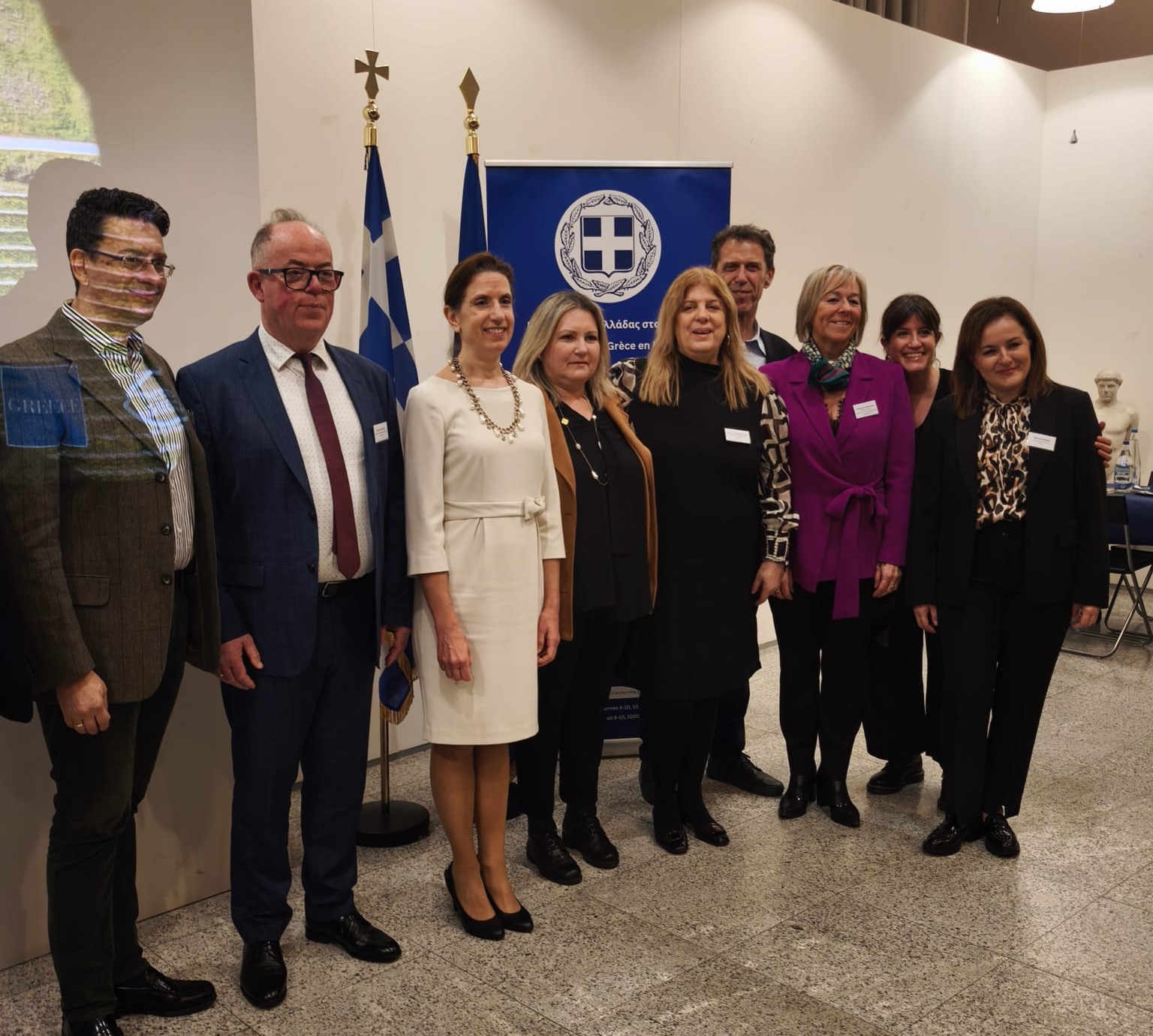 Με εξωστρέφεια υποδέχεται