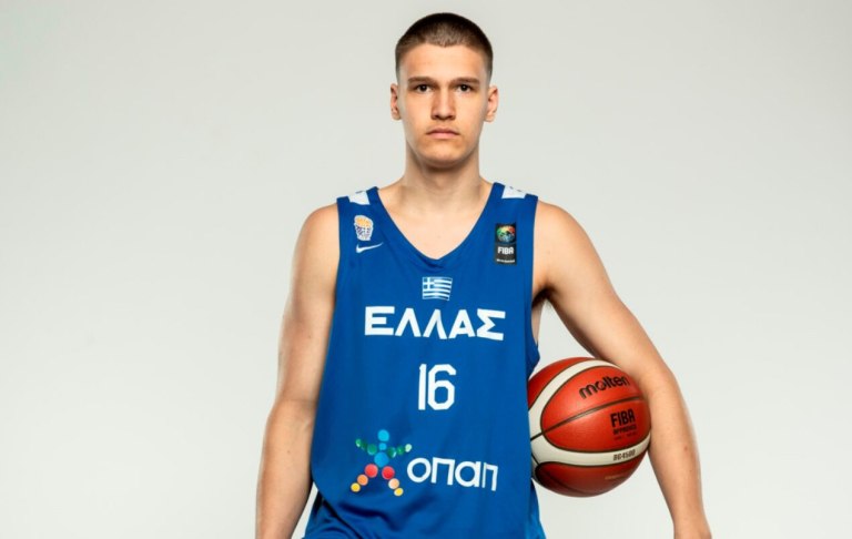 Ολυμπιακός: Ποιος είναι ο Νίκος Χιτικούδης που βρίσκεται στην ερυθρόλευκη λίστα (vid)