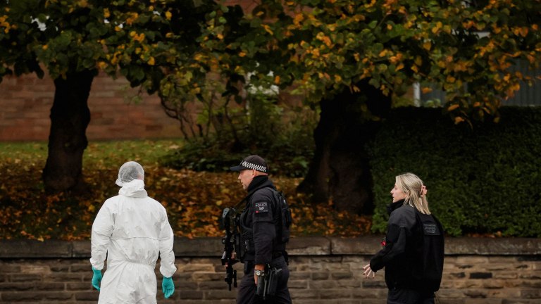 Μάντσεστερ: Βρετανός συριακής καταγωγής ο δράστης της επίθεσης στη συναγωγή  Τρεις συλλήψεις