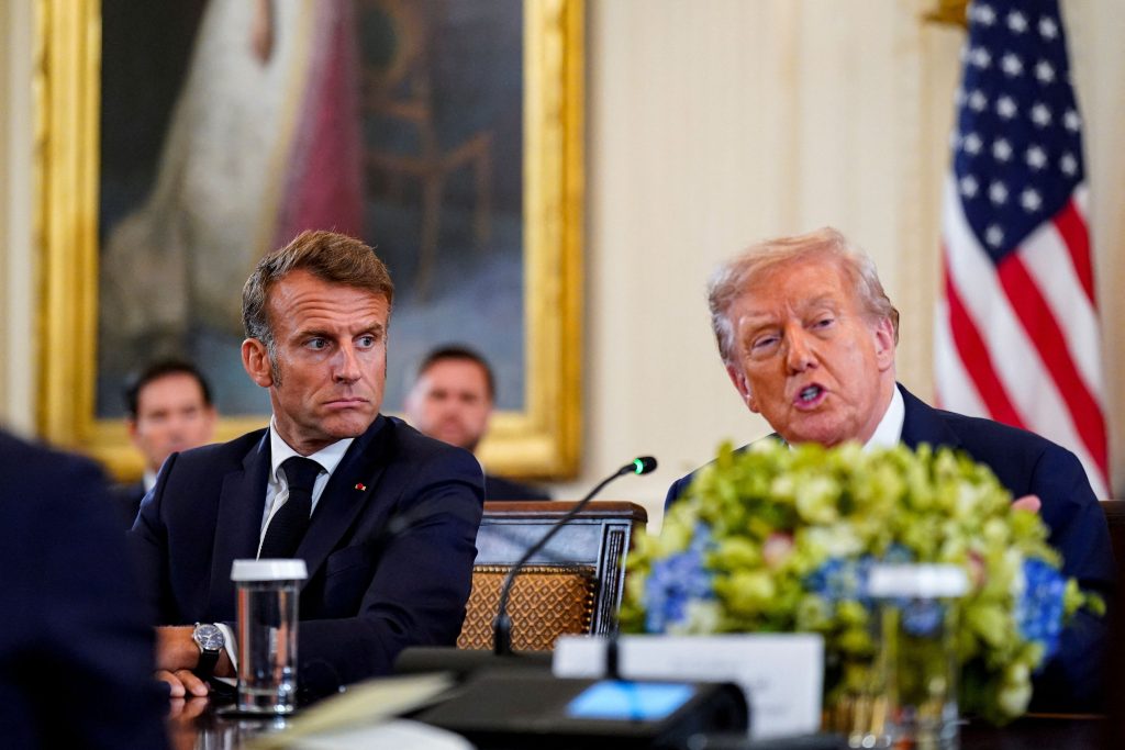 Τηλεφωνική επικοινωνία Μακρόν  Τραμπ: Συζήτησαν για τις εξελίξεις στη Μέση Ανατολή και στη Ρωσία