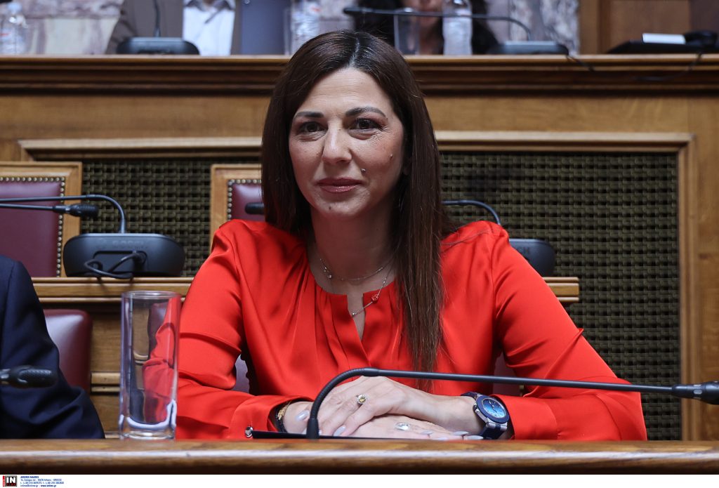 Σ. Ζαχαράκη: Στις 25-26 Σεπτεμβρίου η β φάση πρόσληψης αναπληρωτών   Στις 29 Μαίου αρχίζουν οι Πανελλαδικές του 2026