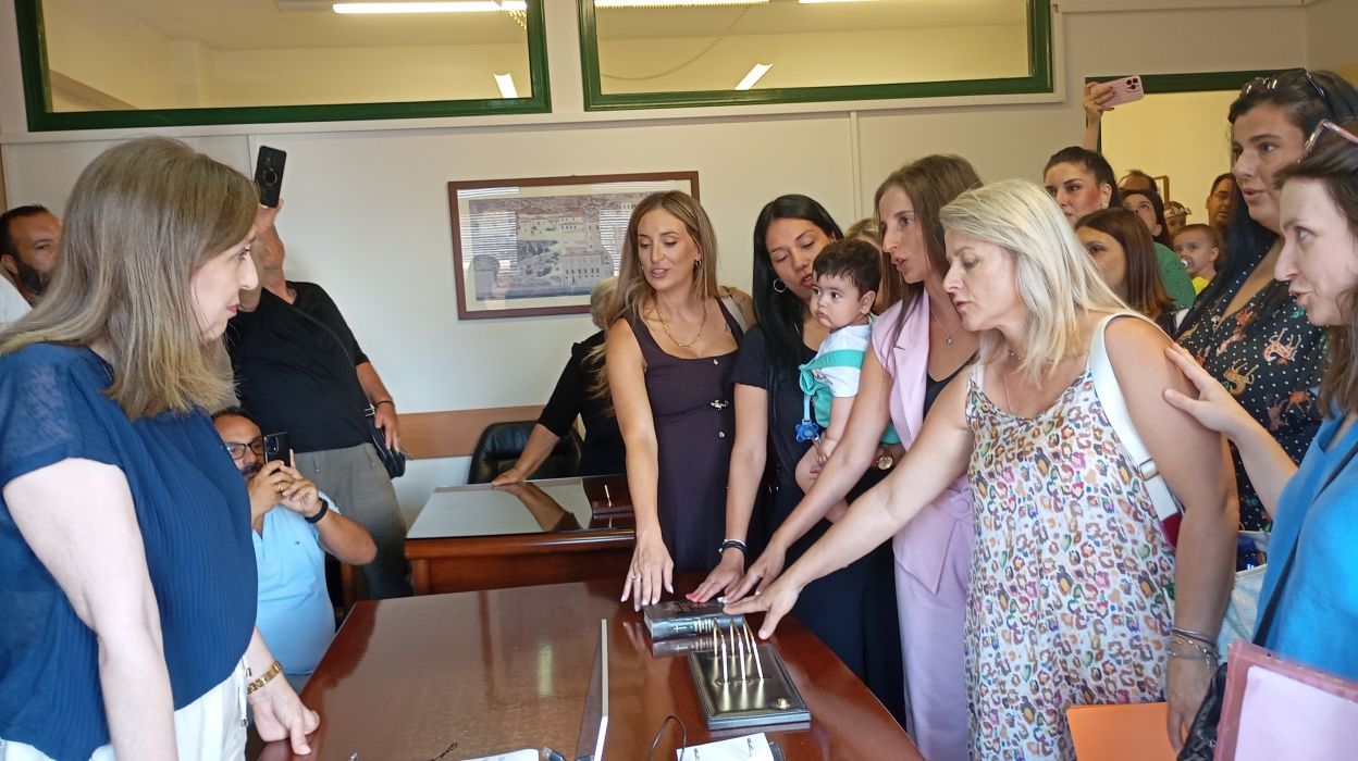 Ορκίστηκαν 43 νέοι