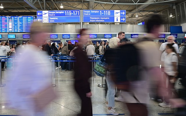 Στο τοπ-5 η Ελλάδα για το καλοκαίρι από τους Ευρωπαίους τουρίστες