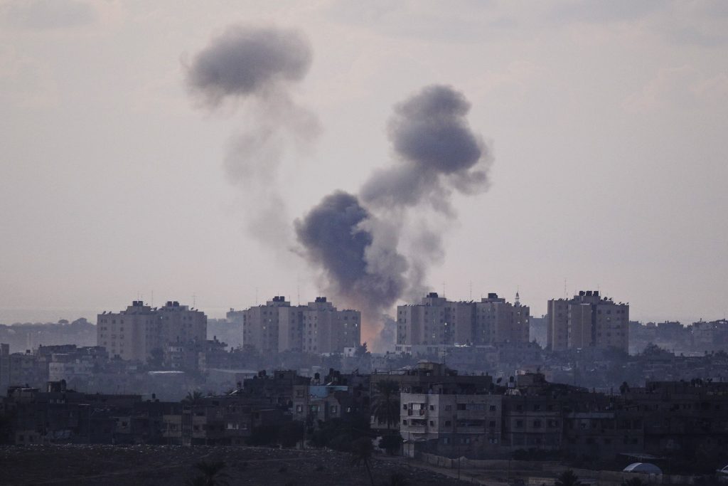 ΥΠΑΜ Ισραήλ: Η Γάζα καίγεται  Σφοδροί νυχτερινοί βομβαρδισμοί