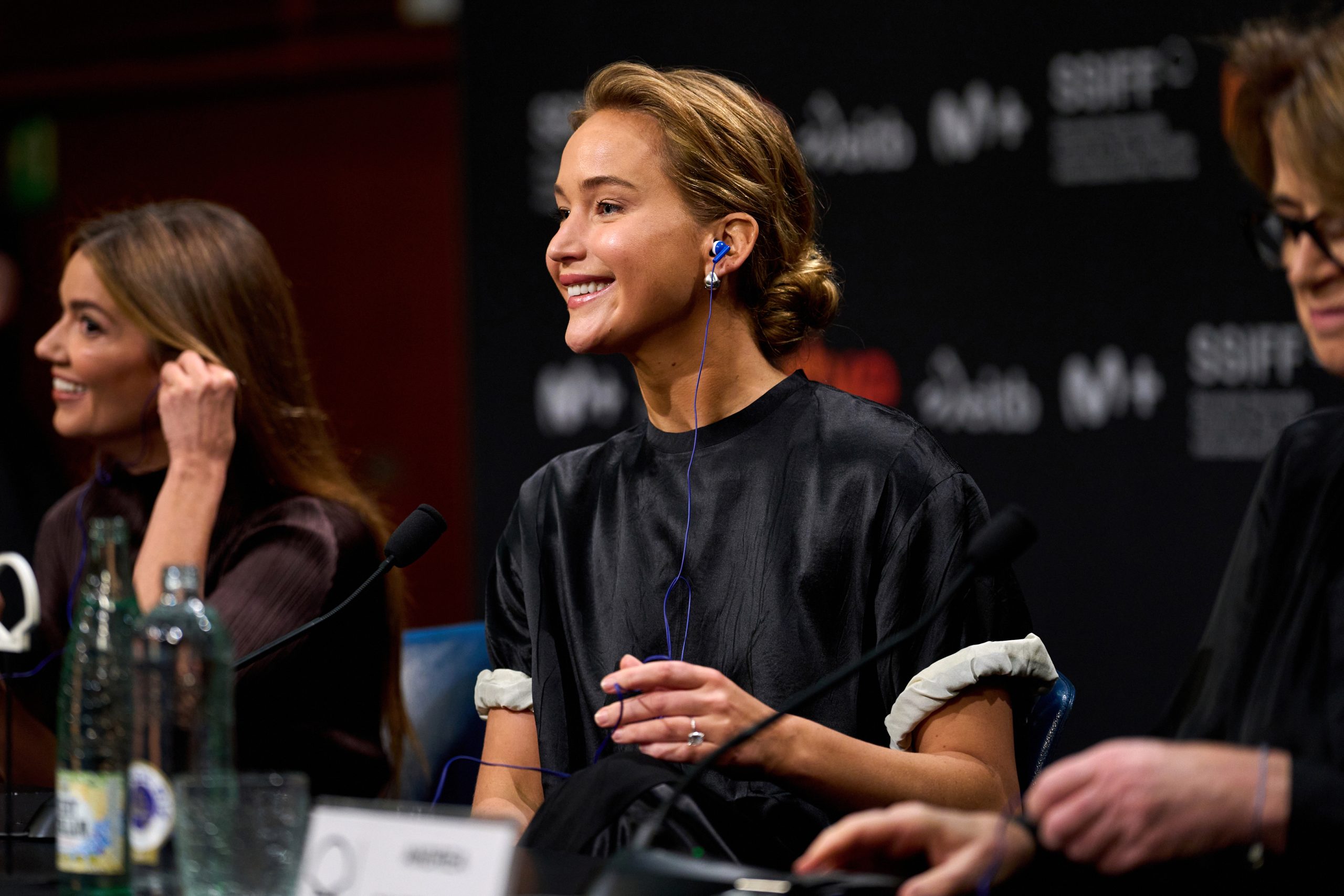 H Τζένιφερ Λόρενς και η άβολη στιγμή της στο Σαν Σεμπαστιάν