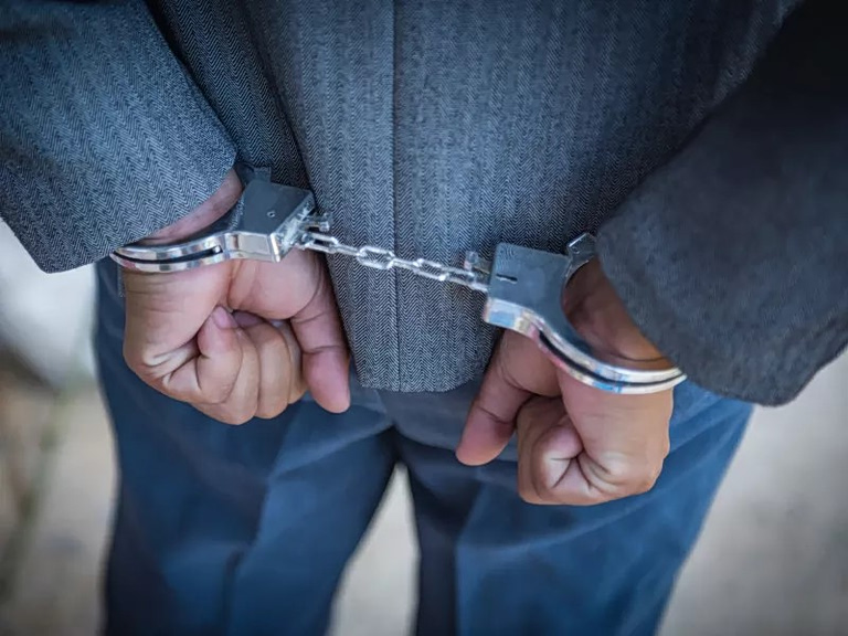 Γλυφάδα: Συνελήφθη 44χρονος