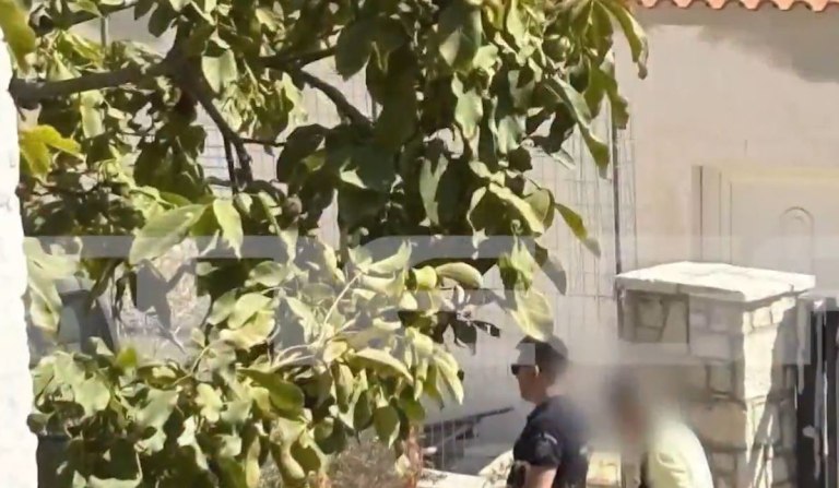 Βοιωτία: Ντοκουμέντο από τη σύλληψη της 62χρονης  Η ανακοίνωση της ΕΛ.ΑΣ. για τη φρικιαστική υπόθεση