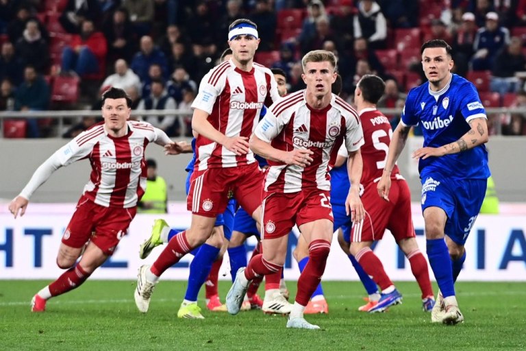 Ολυμπιακός: Τα παράδοξα νούμερα με την ΑΕΛ Novibet και το διπλό ρεκόρ με τις τελικές (vids)