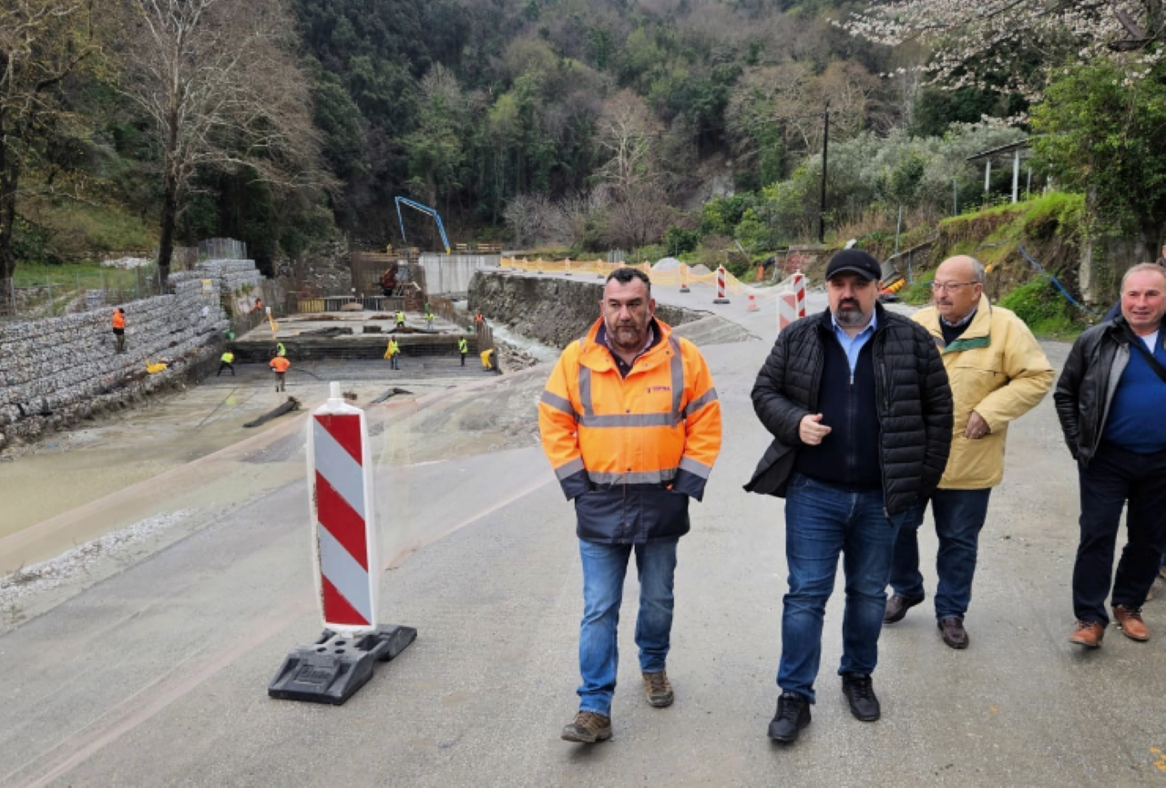 Σταδιακές παραδόσεις έργων
