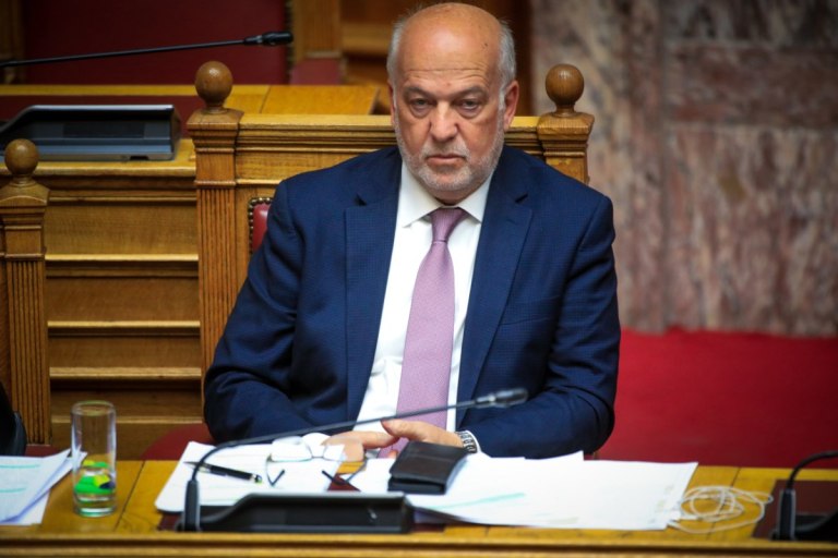 Φλωρίδης: Αλλεργικός στις αντιδράσεις  Βλέπει πολιτικά κίνητρα σε όσους διαφωνούν σε διάταξη του υπ. Δικαιοσύνης