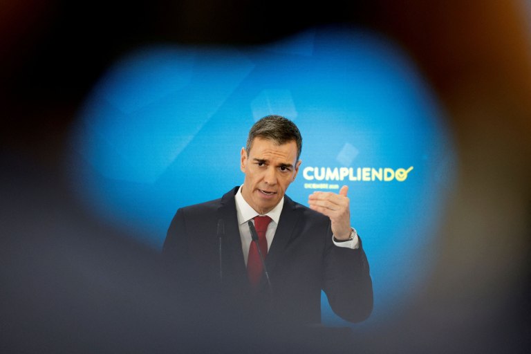 Ο Σάντσεθ έγινε η νέμεσις του Τραμπ στην Ευρώπη  Λέγοντας όσα κανείς δεν τολμά