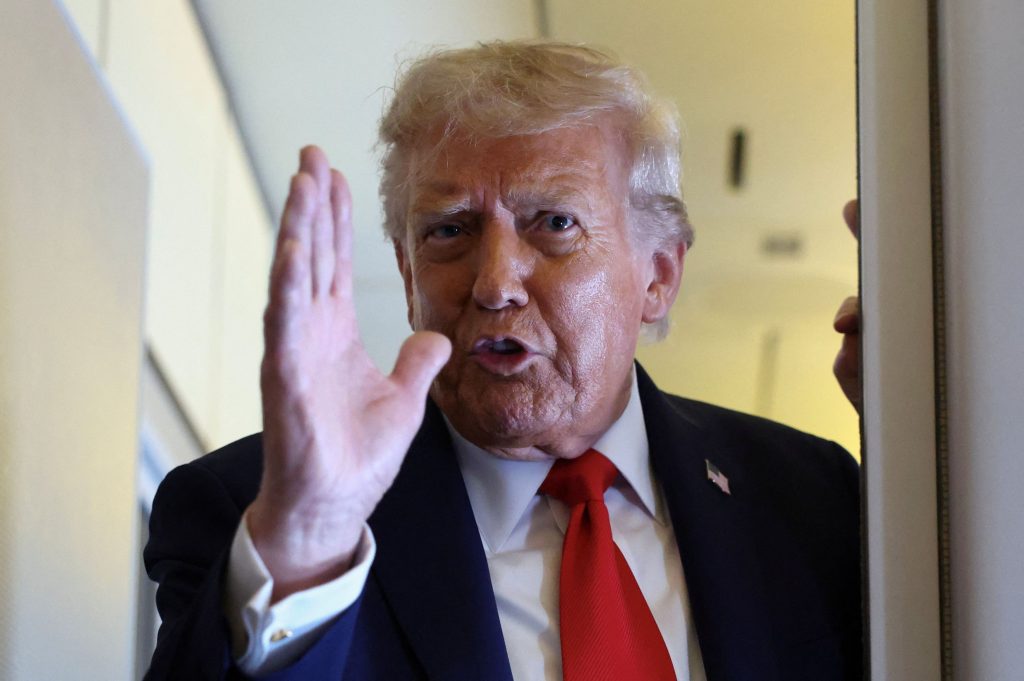 Ο Τραμπ θέλει νέα εργοστάσια στις ΗΠΑ