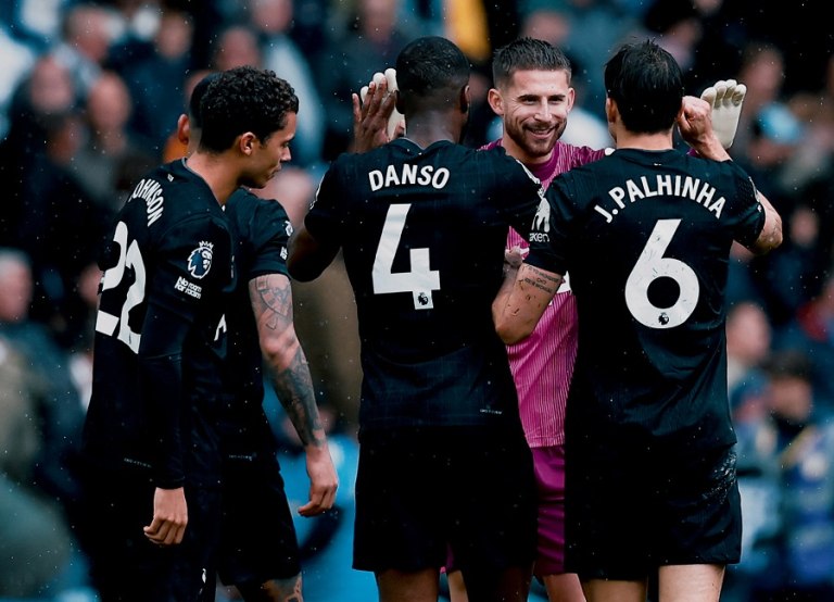 Λιντς  Τότεναμ 1-2: Νίκη με τον Κούντους και 2η θέση τα σπιρούνια