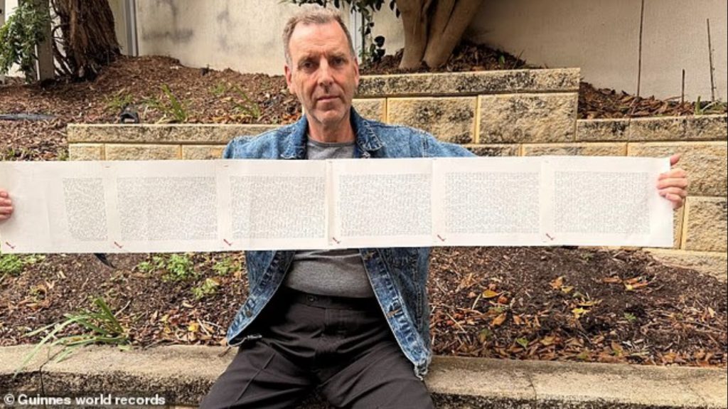 Ο άνδρας με το όνομα που καταλαμβάνει 6 σελίδες και σάρωσε τα ρεκόρ Γκίνες