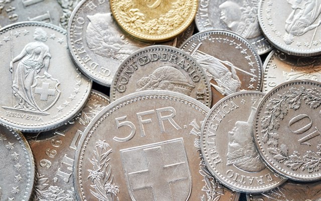 Reuters για δάνεια σε ελβετικό