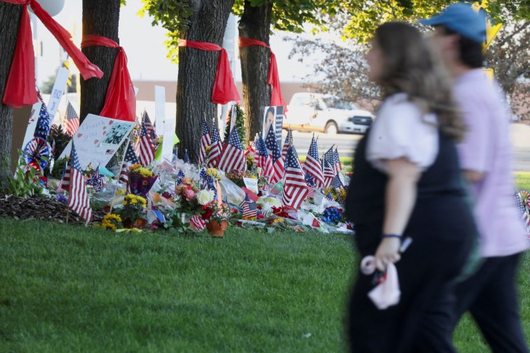 Αποδεικτικά στοιχεία DNA συνδέουν τον ύποπτο με τη δολοφονία του Τσάρλι Κερκ