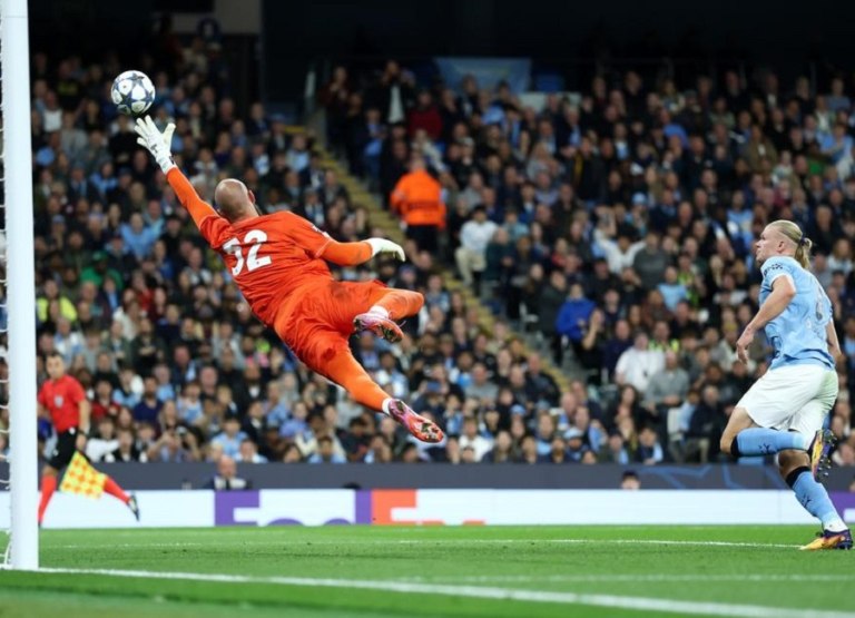 Μάντσεστερ Σίτι  Νάπολι 2-0: Νίκη με σπουδαίο ρεκόρ του Χάαλαντ, απέναντι στους Ιταλούς των 10 παικτών