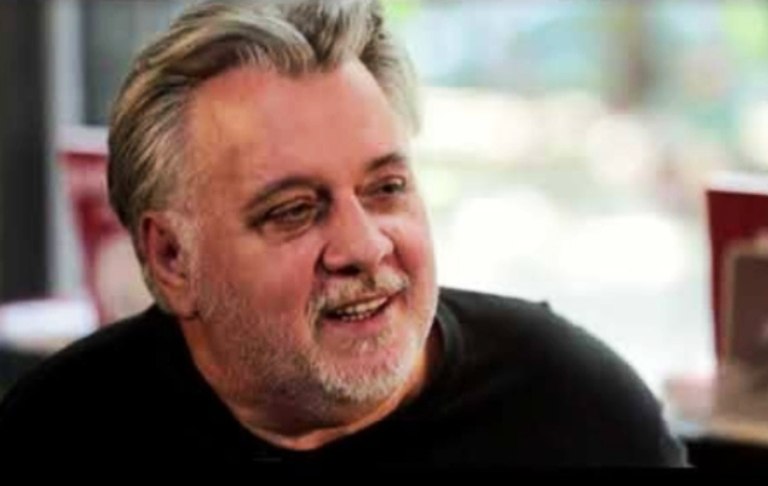 Θλίψη στον καλλιτεχνικό χώρο: Πέθανε ο σκηνοθέτης και παραγωγός Βάσος Γεώργας