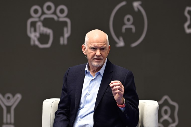 Παπανδρέου σε Συμβούλιο της Ευρώπης: Η κατάσταση στην Ουγγαρία αφορά όλους στην Ευρώπη