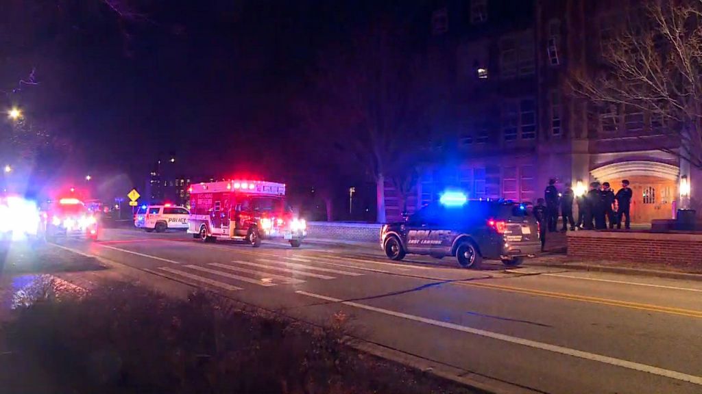 Σοκ στο Νιου Τζέρσεϊ: Stalker παρέσυρε αυτοκίνητο 17χρονη Ελληνίδα και η φίλη της  Τις παρέσυρε αυτοκίνητο