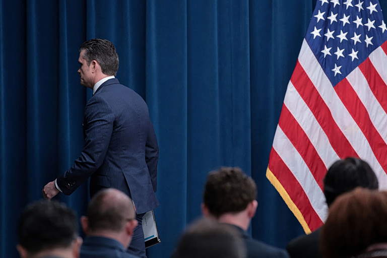 Οι ΗΠΑ επιτέθηκαν στο Ιράν και ίσως ζητήσουν σε τρίτα κράτη να πληρώσουν τη ζημιά  Δεν θα ήταν η πρώτη φορά