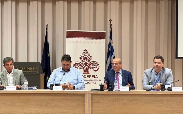 Κ. Χατζηδάκης: Εθνική μάχη η