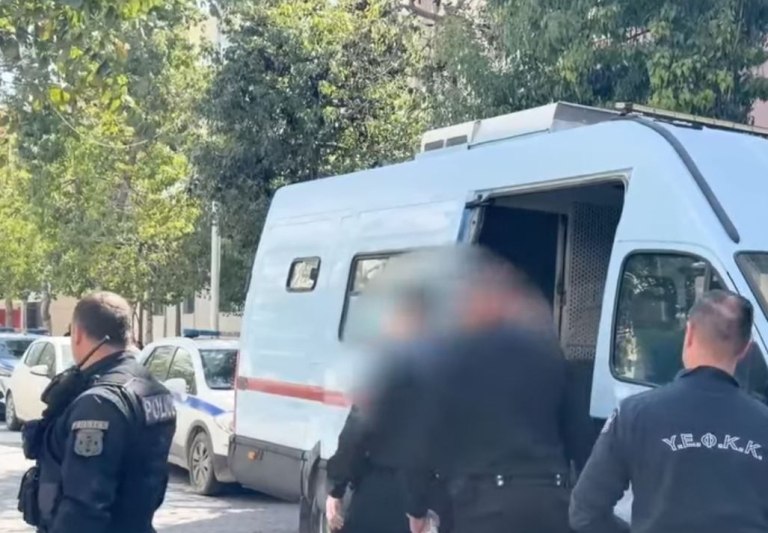 Κρήτη: Διεκόπη η δίκη για τη δολοφονία της 36χρονης Ράνιας  Ξέσπασε η γειτόνισσά της