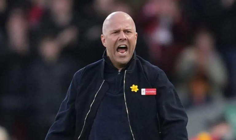 Σλοτ: Ήταν το τέλειο παιχνίδι  Τι είπε ο Ολλανδός ενόψει Παρί