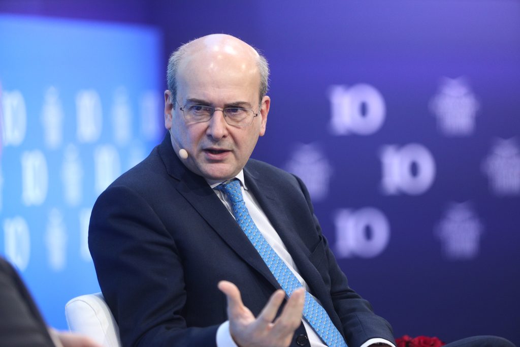 Χατζηδάκης: Έρχονται νέοι