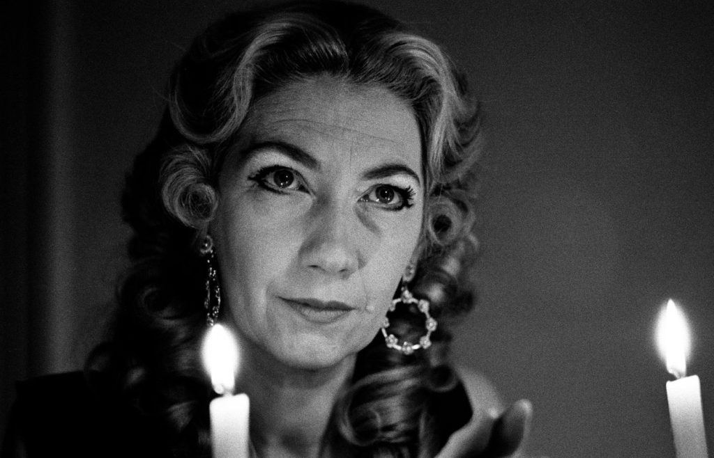 Πέθανε η Patricia Crowther, η γηραιότερη μάγισσα του Ηνωμένου Βασιλείου