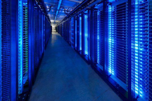 Ιρλανδία: Πράσινο φως στη λειτουργία data center με ορυκτά καύσιμα