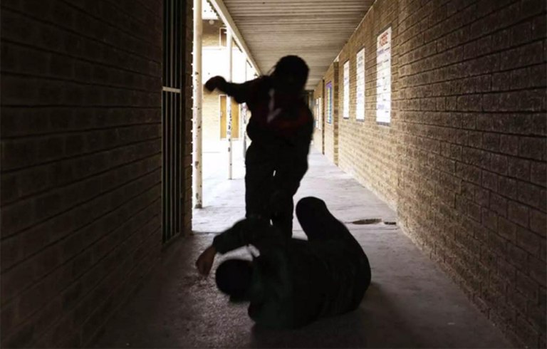 Σοκάρουν τα στοιχεία για τη βία ανήλικων  Στη φυλακή και οι γονείς για παραμέληση