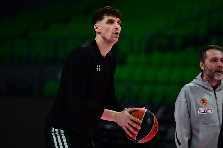 Μήτογλου: Όταν είμαστε με την πλάτη στον τοίχο παίζουμε πολύ καλύτερα