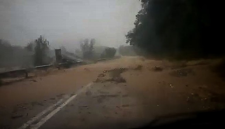 Καιρός: Καταιγίδες, κρύο και χαλάζι  Live η πορεία της 48ωρης κακοκαιρίας