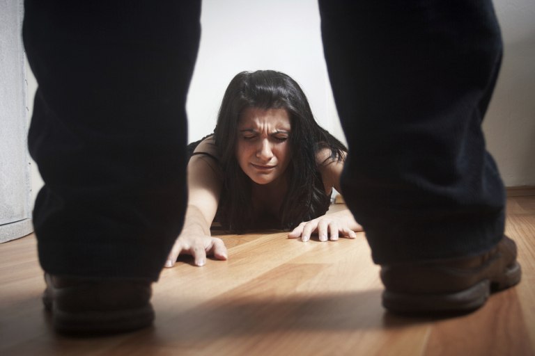 Σε διαθεσιμότητα ο στρατιωτικός γιατρός που κατηγορείται για κακοποίηση τριών γυναικών