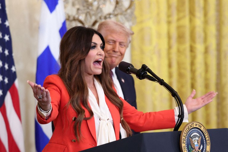 Κίμπερλι Γκίλφοϊλ: Η ανάρτησή της για την επικύρωση του διορισμού της στην Ελλάδα