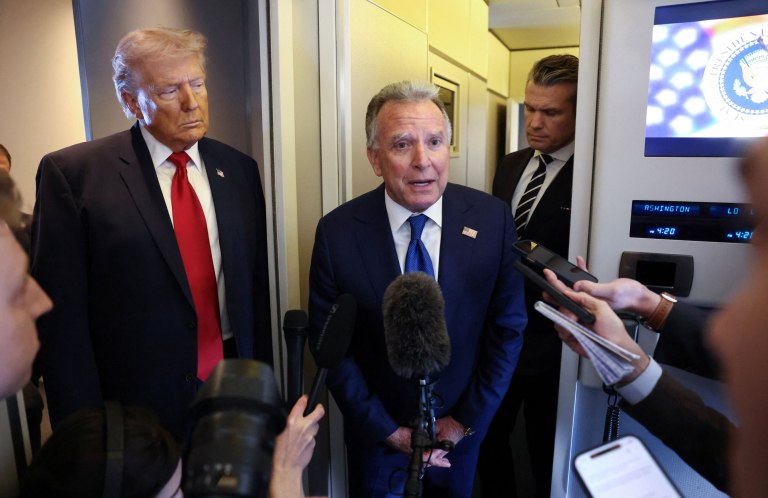 Προσπάθεια να ανοίξει δίαυλος ανάμεσα σε ΗΠΑ και Ιράν  Ουάσιγκτον και Τεχεράνη ερίζουν ποιος έκανε την αρχή