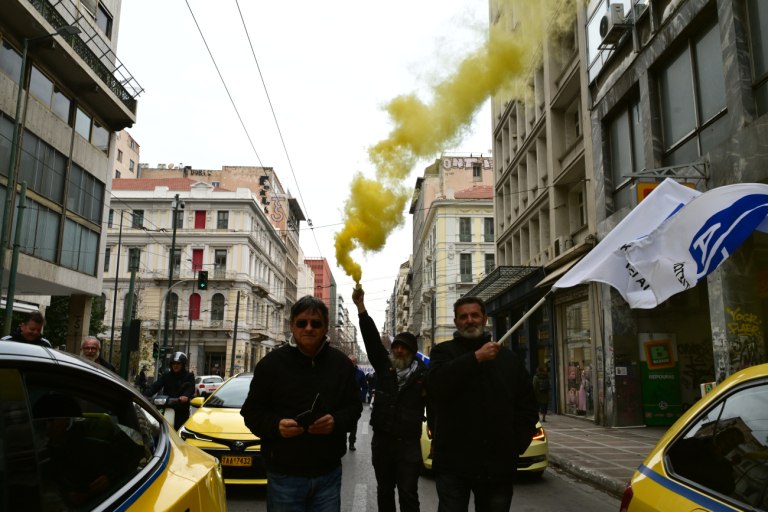 Για δεύτερη μέρα στους