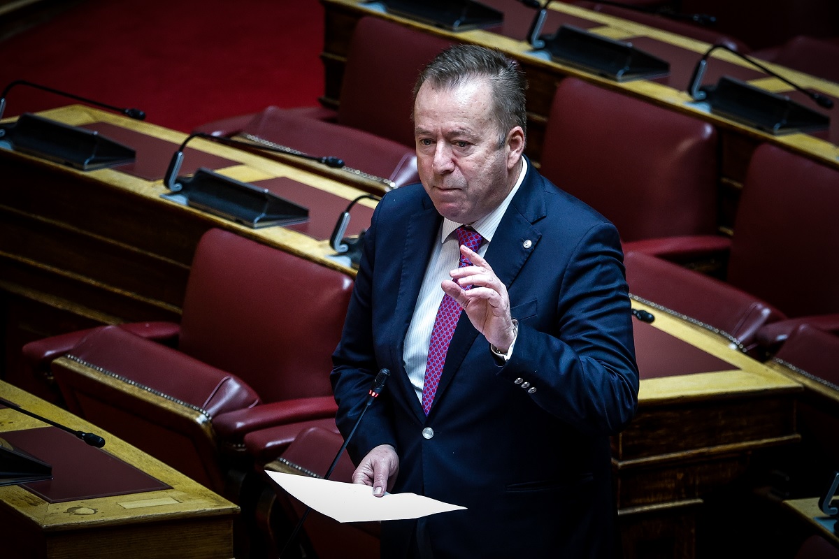 Σκιές στη διαχείριση δημόσιου χρήματος στο ΕΑΚ Λάρισας βλέπει ο Βασ. Κόκκαλης