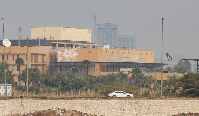 Το Ιράν απειλεί με πετρελαϊκά αντίποινα μετά την επίθεση στο νησί Χάργκ  Επλήγη η πρεσβεία των ΗΠΑ στο Ιράκ