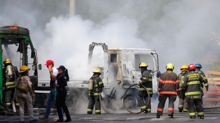 Αναβολές, βία στα γήπεδα