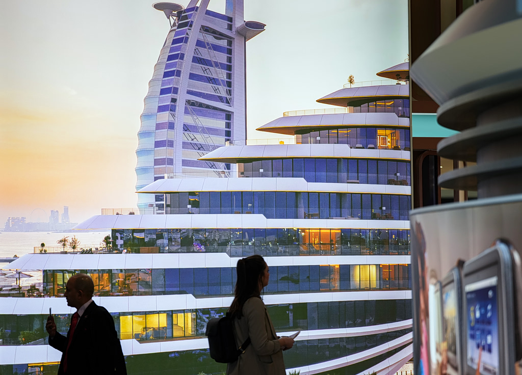 Δραματικές ώρες στο Ντουμπάι  Κίνδυνος να μείνει χωρίς νερό μετά το χτύπημα σε αγωγό