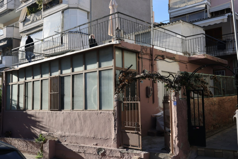 Θεσσαλονίκη: Άγρια δολοφονία της 59χρονης βλέπει η ΕΛ.ΑΣ.  Εντοπίστηκε με μια ζώνη στον λαιμό της