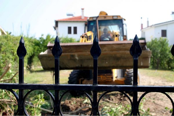 Καταπάτηση: Οινούσσες,