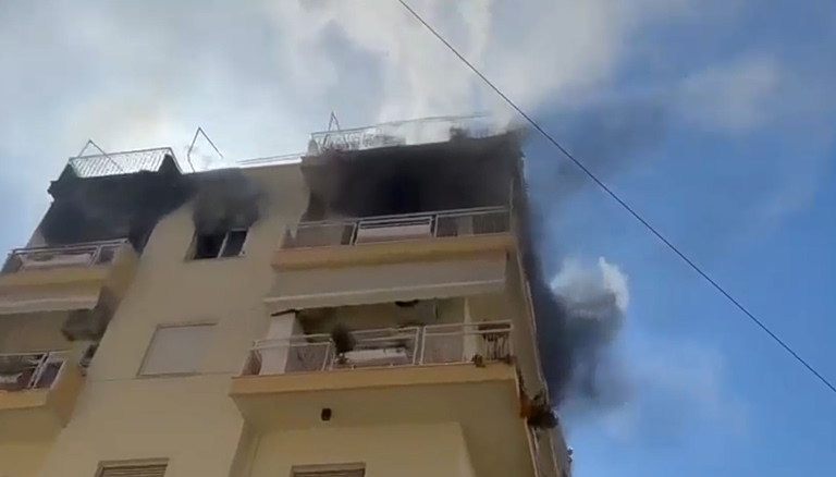 Πάτρα: Φωτιά σε διαμέρισμα