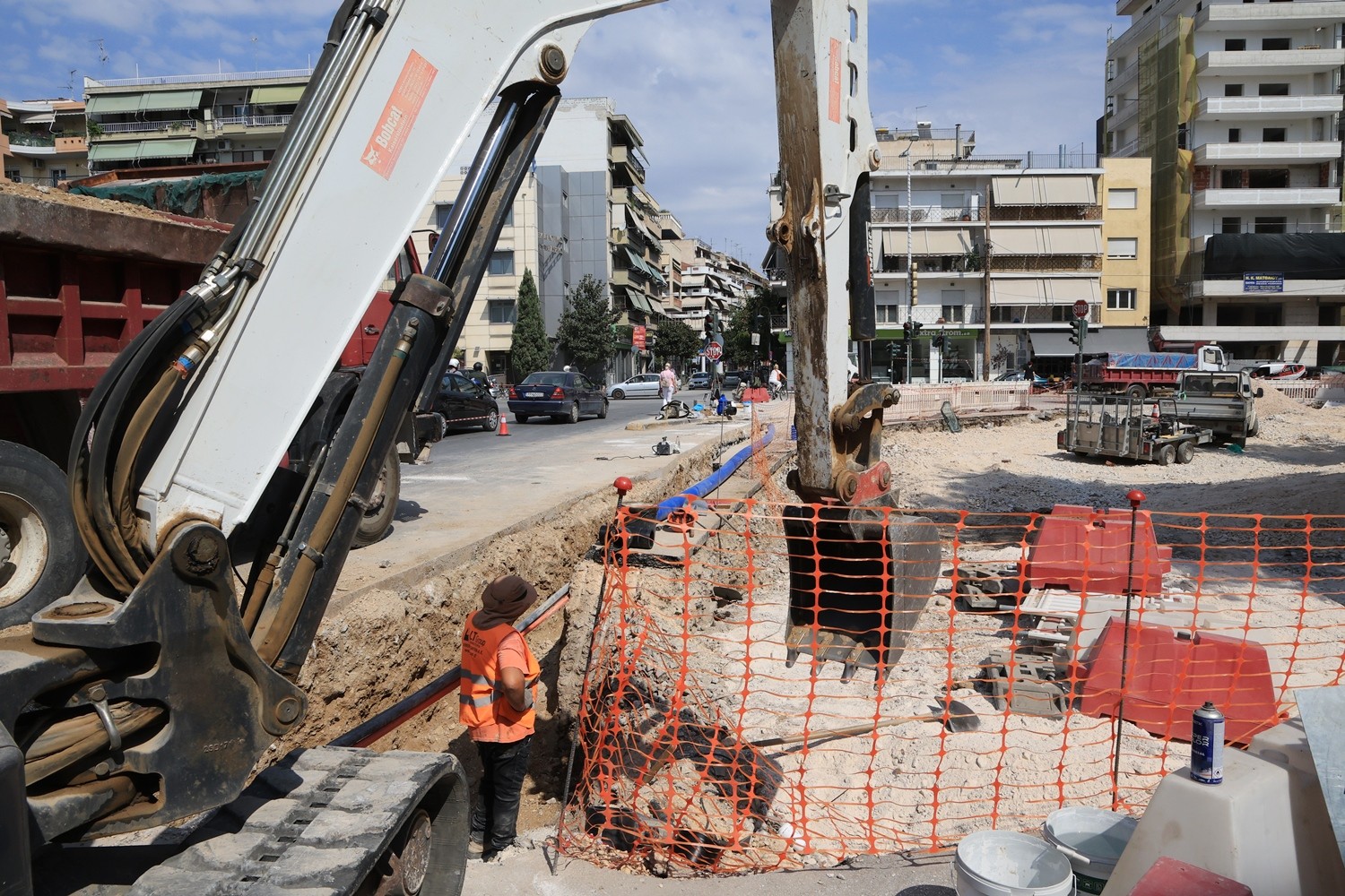 Λάρισα: Προχωρούν οι εργασίες για τον κυκλικό κόμβο στην Φαρσάλων  Κυκλοφοριακές ρυθμίσεις