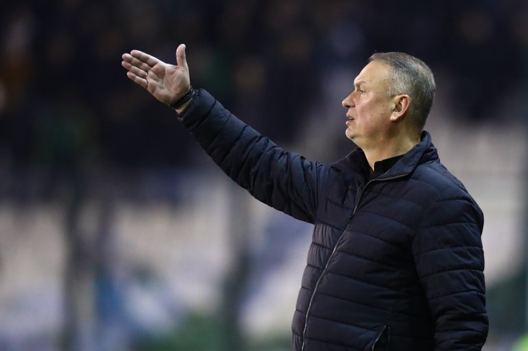 Άρης: Αλλάζει την άμυνα ο