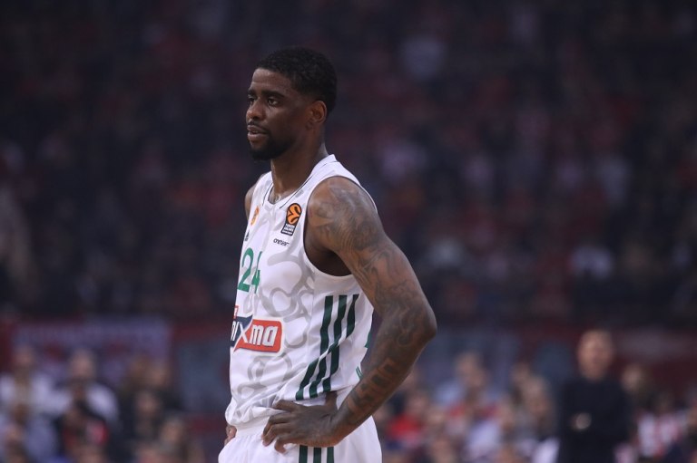 Μπέικον για Σορτς: Καμία ασέβεια προς τον Παναθηναϊκό, αλλά στην Παρί είχε όλη την εμπιστοσύνη του προπονητή του