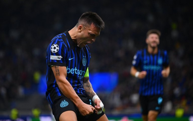 Ίντερ  Σλάβια Πράγας 3-0: Οι νερατζούρι ξετύλιξαν το δώρο του Στάνιεκ και έκαναν το 2χ2 στη League Phase