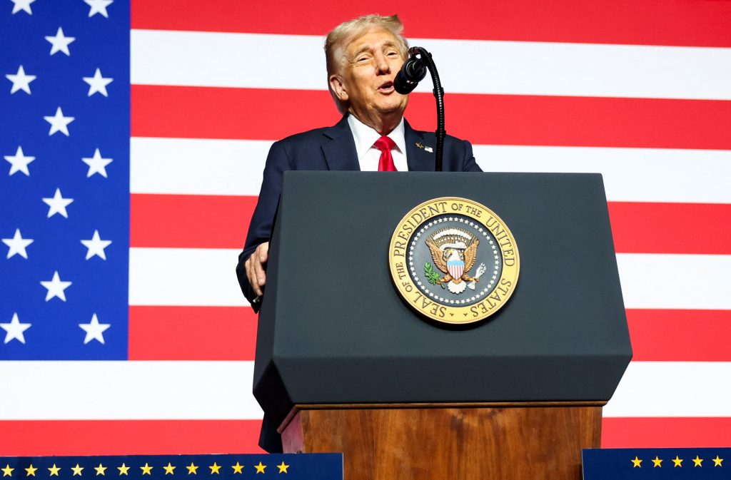 Τραμπ σε στρατηγούς: Δεχόμαστε εισβολή εκ των έσω  Πεδία στρατιωτικής εκπαίδευσης οι παραβατικές πόλεις